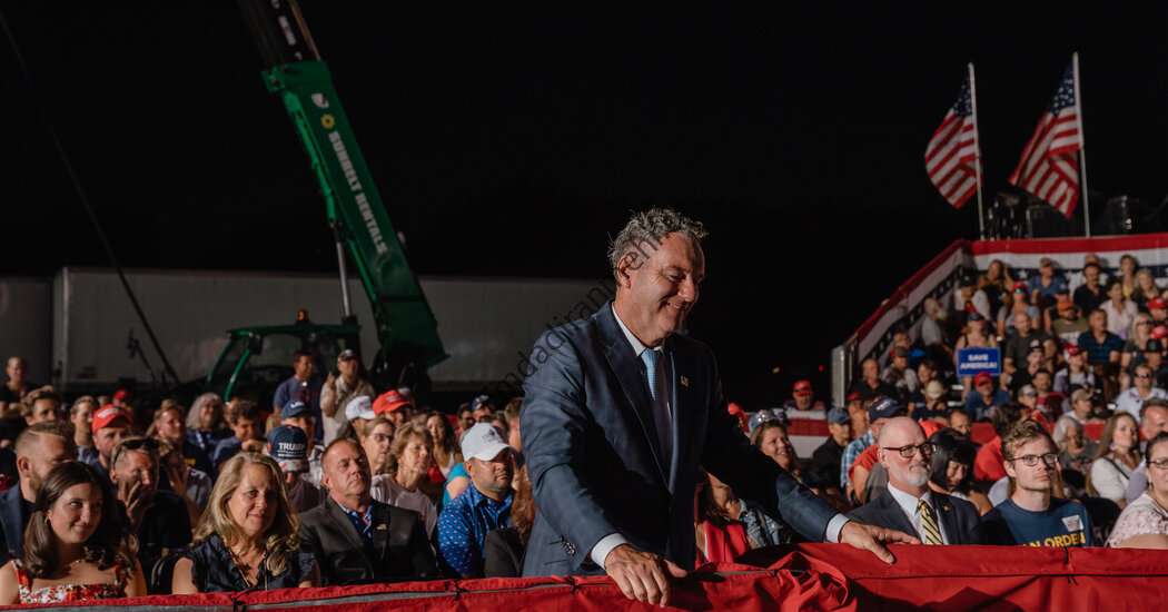 چرا مسابقه فرمانداری ویسکانسین و مسابقه دادگاه عالی اهمیت دارد؟