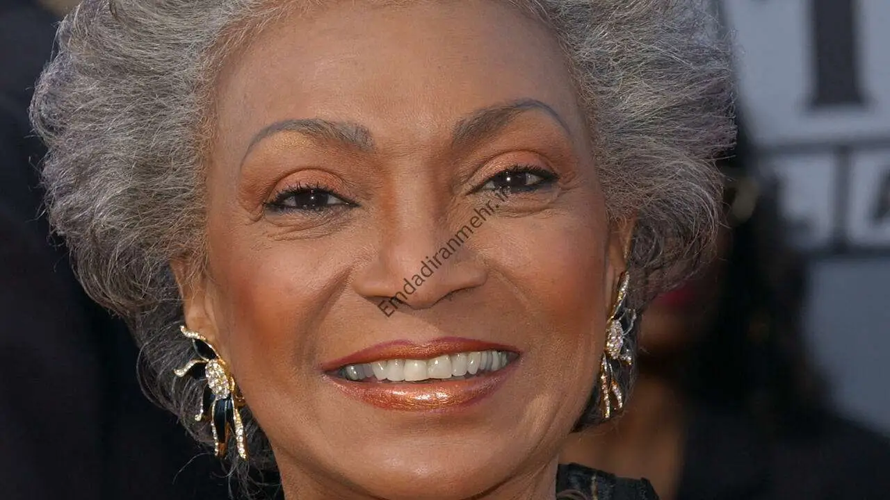 نیکل نیکولز، ستوان اوهورا، پیشتاز ستاره‌ای در ۸۹ سالگی درگذشت.